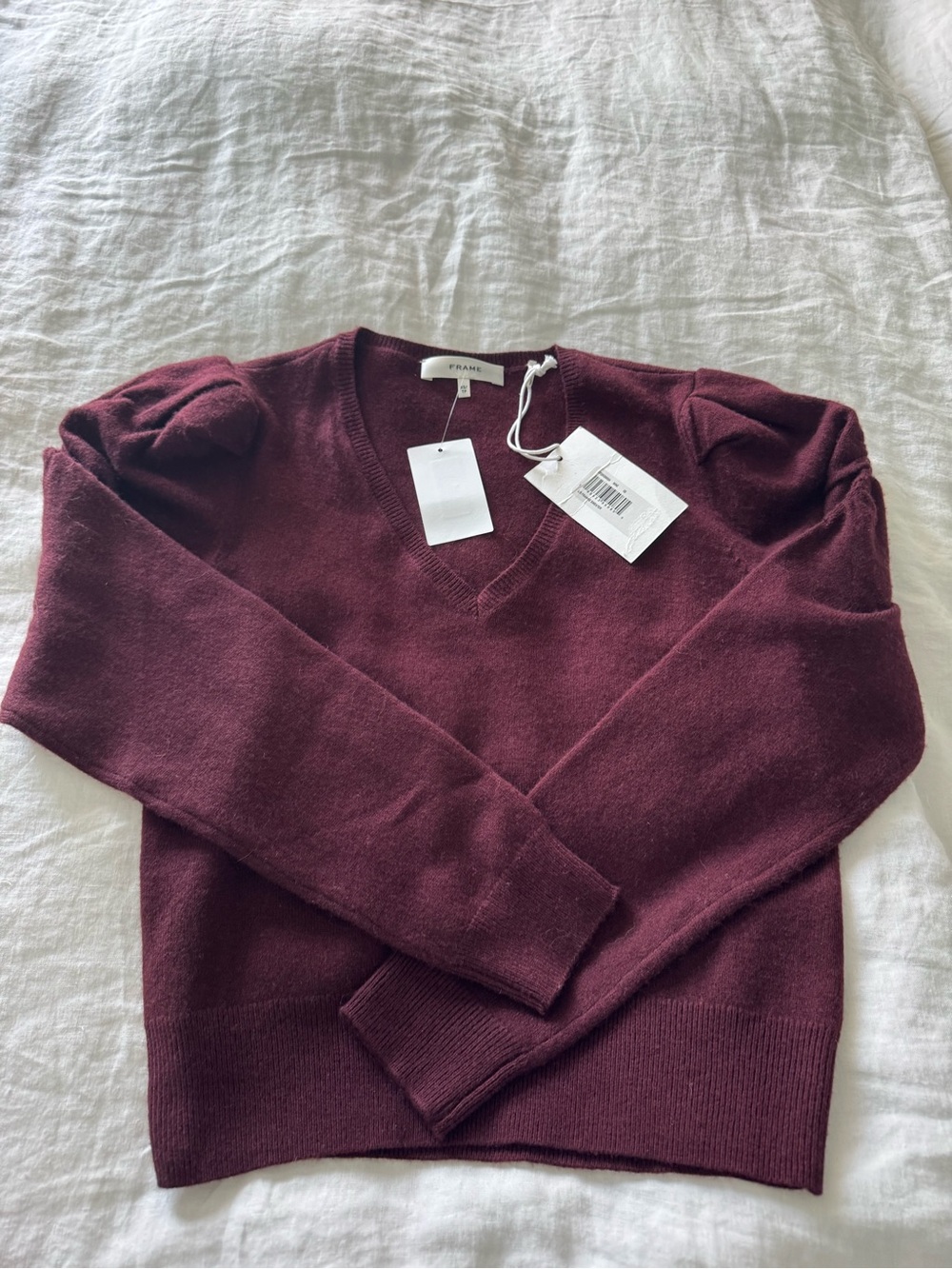 NWT Frame Frankie ruched wool-blend sweater in gorgeous wine/burgundy!
